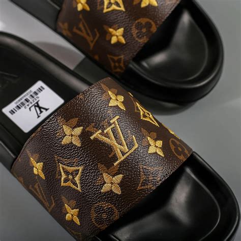 lv monogram slippers